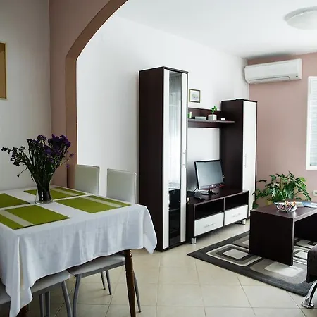 Kambelovac * Kaštel Kambelovac
